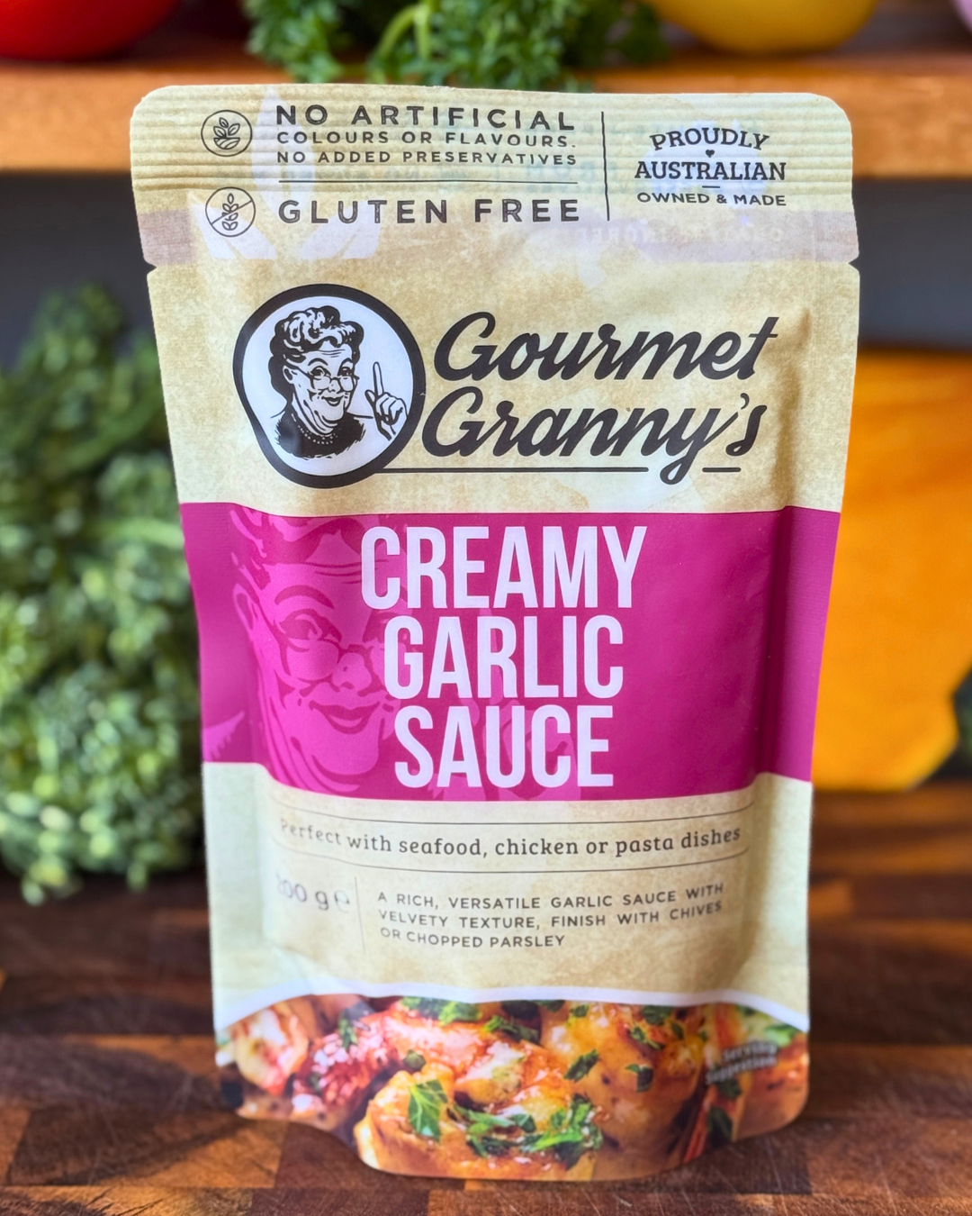 Liquid Heat and Serve Creamy Garlic Sauce - 6 x 200g Pouches