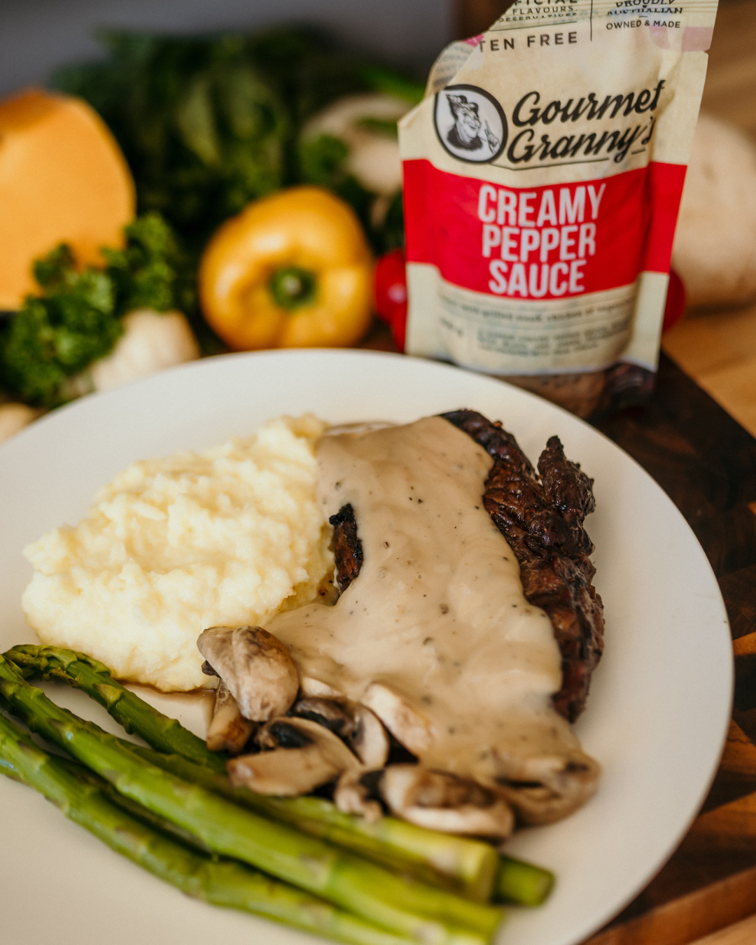 Liquid Heat and Serve Creamy Pepper Sauce - 6 x 200g Pouches