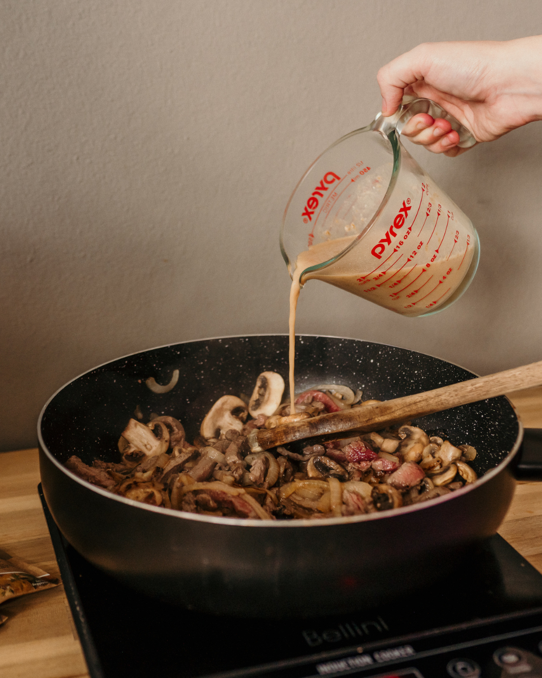 Beef Stroganoff Mix - 12 x 42g Dry Powder Sachets